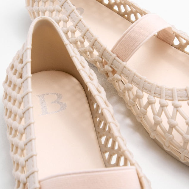 Berrybenka รองเท้าผู้หญิง รุ่น Sofia Mardia Lattice Jelly Flats รองเท้าตาข่าย แมรี่เจน (สี Cream)